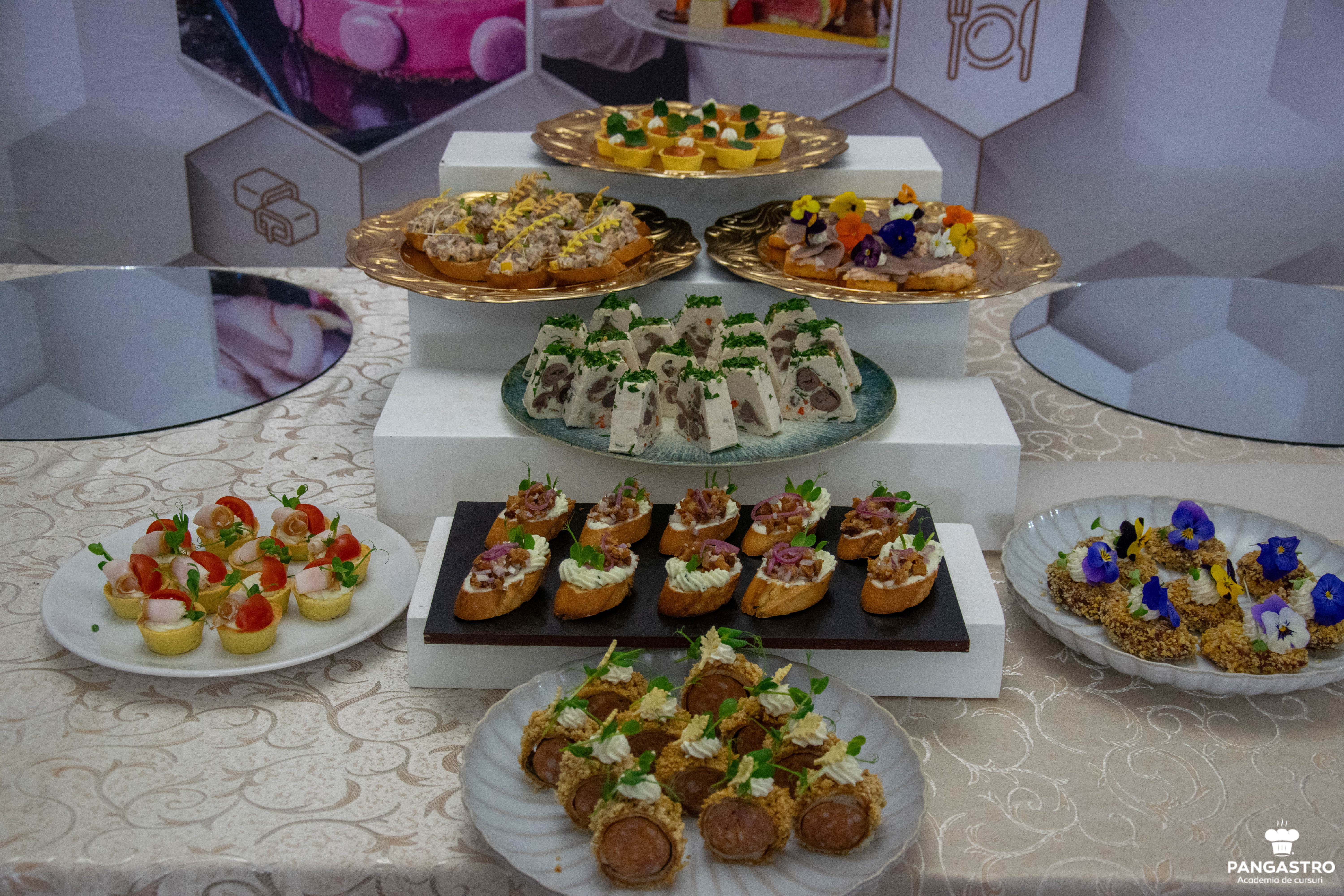 Meniuri complete pentru evenimente, 10 - 11 Martie 2026